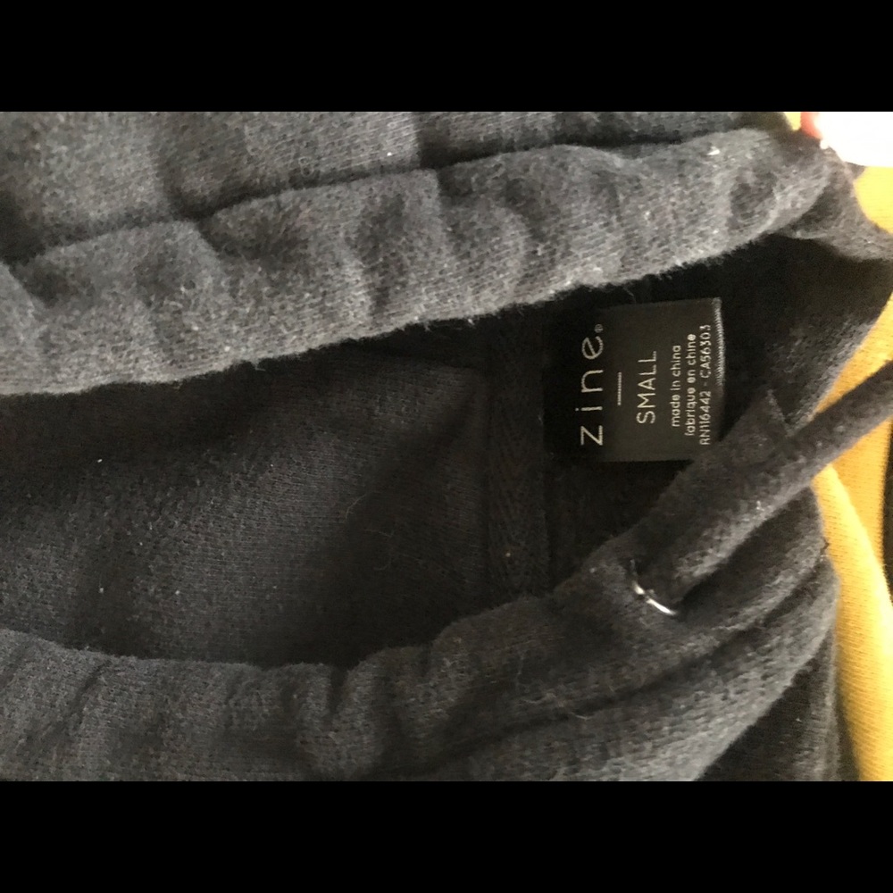 Sweatshirt - Picture 3 of 3